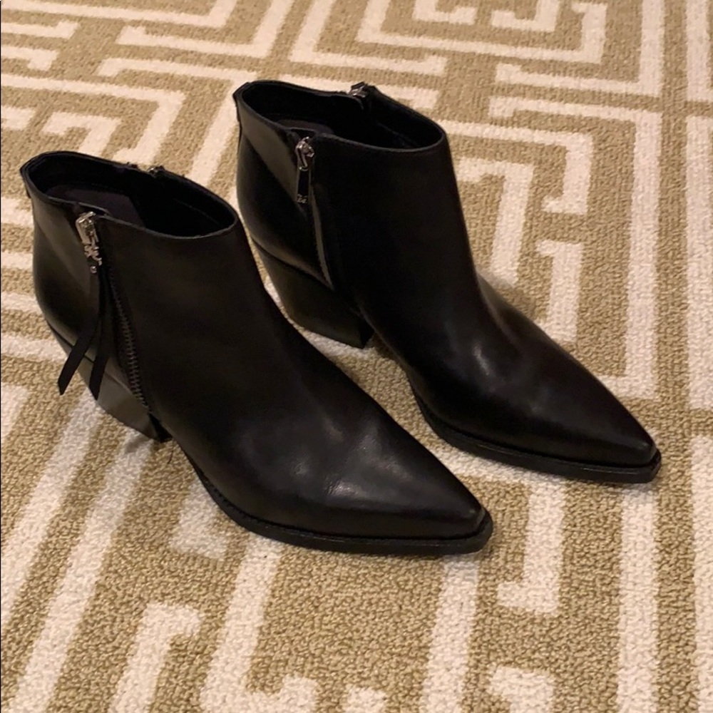 Sam Edelman Walden booties black size 7.5